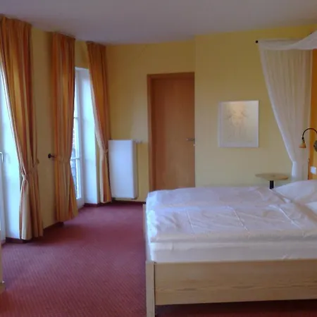 Landgasthof Zur Heideschenke 3*