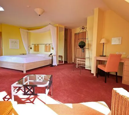 فندق Landgasthof Zur Heideschenke 3*