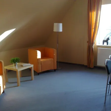 فندق Landgasthof Zur Heideschenke 3*